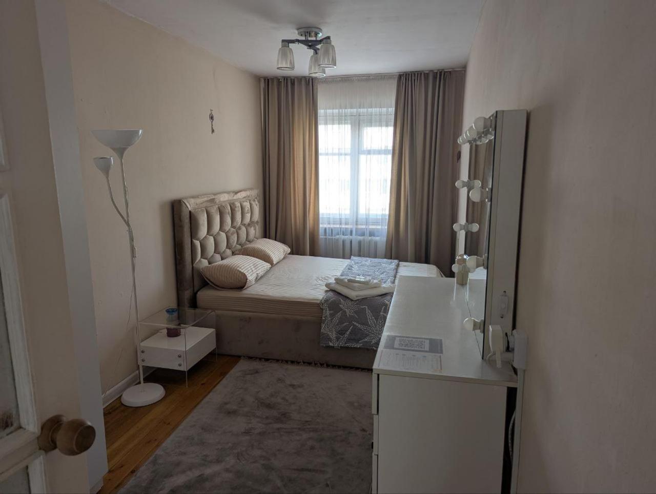 Moonflower Residence 4645 Bishkek Luaran gambar